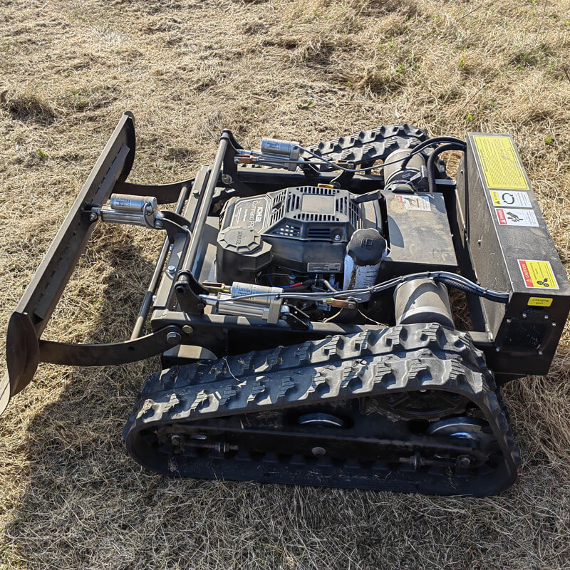 Advantages of Remote-controlled Lawn Mowers
